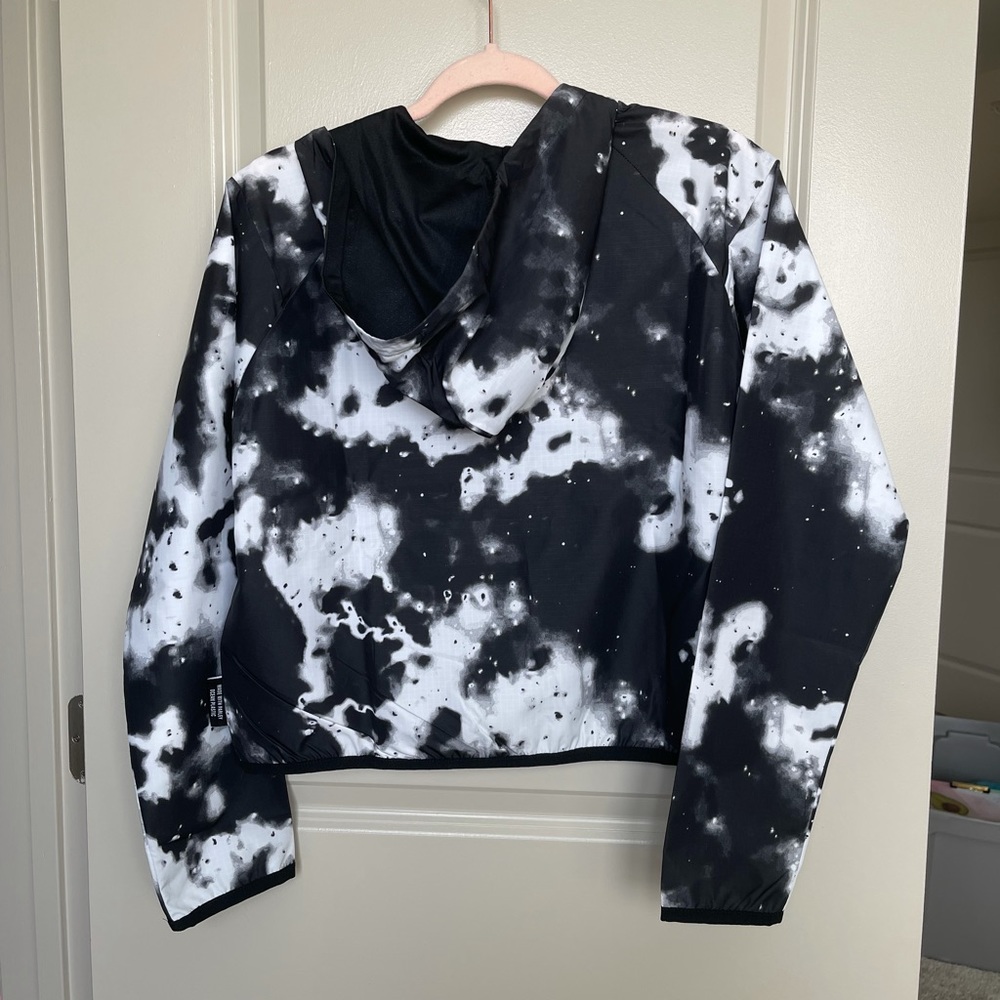 Adidas jacket - Picture 2 of 4